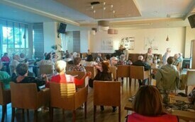 Seniorzy nad morzem w Ustroniu Morskim (6)