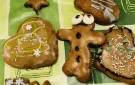 Pieczenie pierniczk&oacute;w z Seniorami (13)