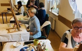 Międzypokoleniowe warsztaty malarskie (2)