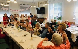 Urodziny u Senior&oacute;w październik 2026 (27)