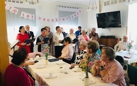 Urodziny u Senior&oacute;w październik 2026 (22)