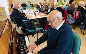 Msza św. Senior&oacute;w DDS (10)