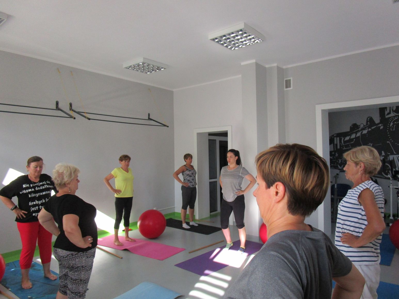 Gimnastyka w&nbsp;sali rehabilitacyjno-usprawniającej