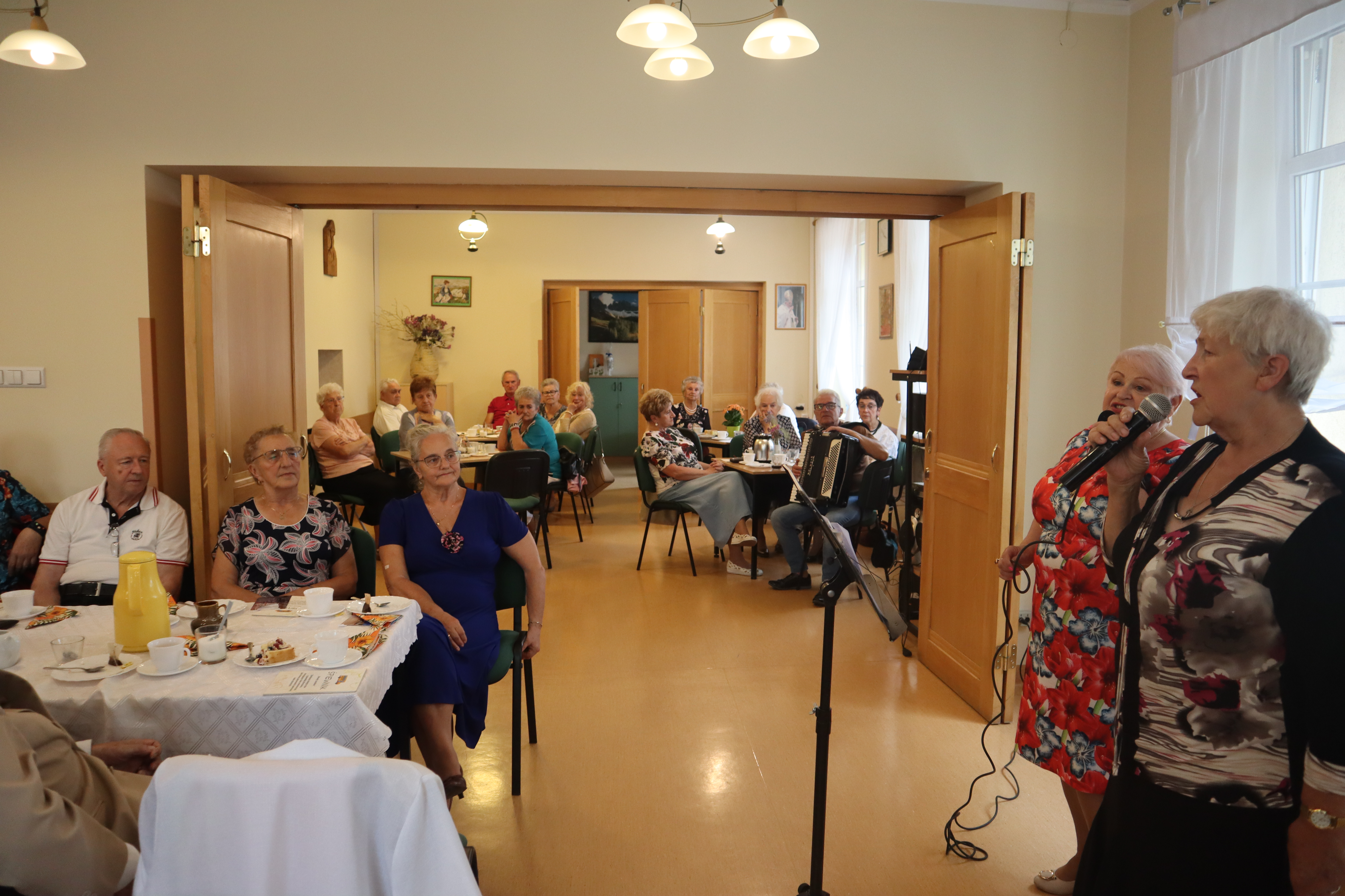 Spotkanie urodzinowe u Seniorów