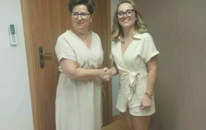 Zdjęcie do Podpisanie umowy na usługi podologiczne