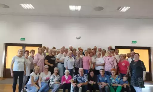 Grupa uczestników wycieczki do Wronek